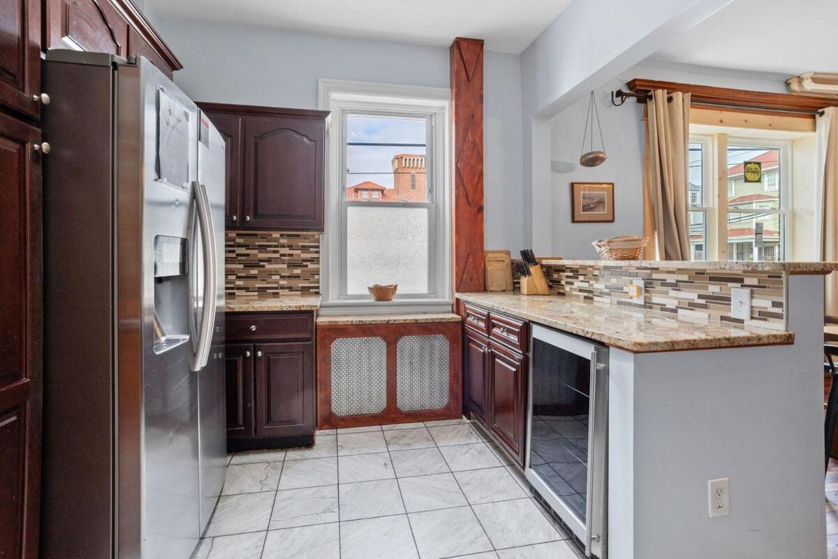 Luxury 8 Bedroom House, Steps To Tropicana, Beach And Boardwalk! Атлантик Сити Экстерьер фото